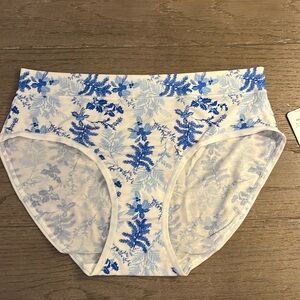 NWT, Women’s Tommy John Second Skin Brief, Small